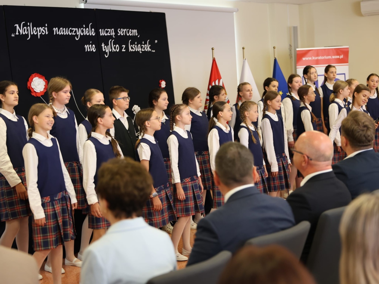 Awanse zawodowe nauczycieli w Ostrołęce - fot. Mazowiecka Kurator Oświaty [5.09.2025] - zdjęcie #15 - eOstroleka.pl