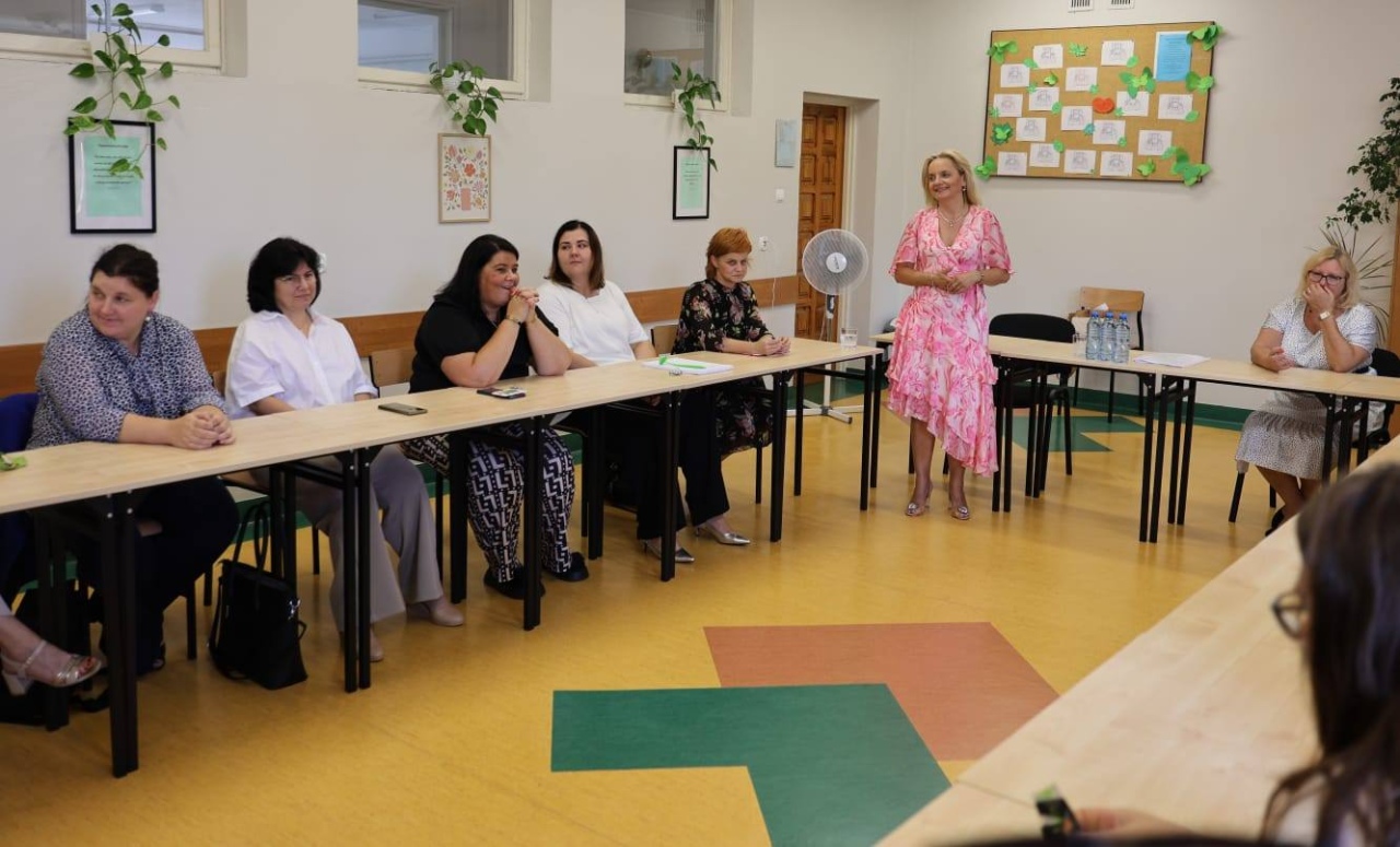 Mazowiecka Kurator Oświaty z wizytą w Kadzidle - fot. MKO [5.09.2025] - zdjęcie #22 - eOstroleka.pl