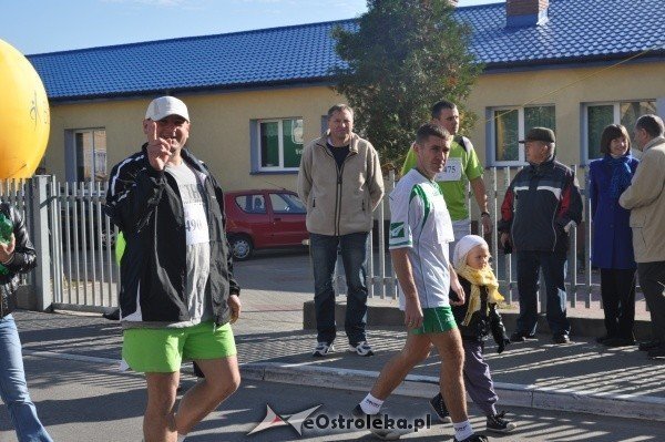 Rzekuń: V bieg  AG Bez limitu (16.X.2011) - zdjęcie #107 - eOstroleka.pl