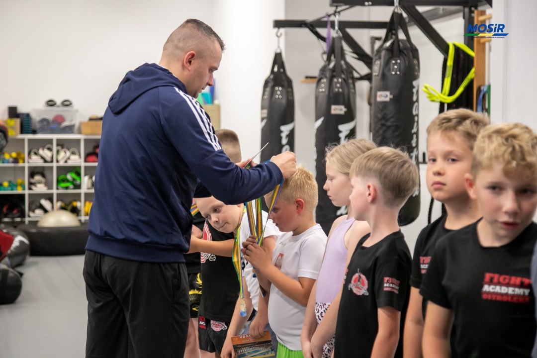 Wakacyjne treningi kickboxingu - sierpień 2025, fot. MOSIR - zdjęcie #19 - eOstroleka.pl