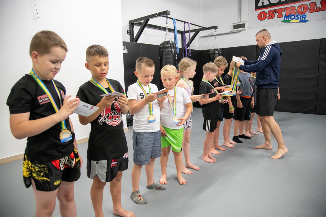 Wakacyjne treningi kickboxingu - sierpień 2025, fot. MOSIR - zdjęcie #16 - eOstroleka.pl