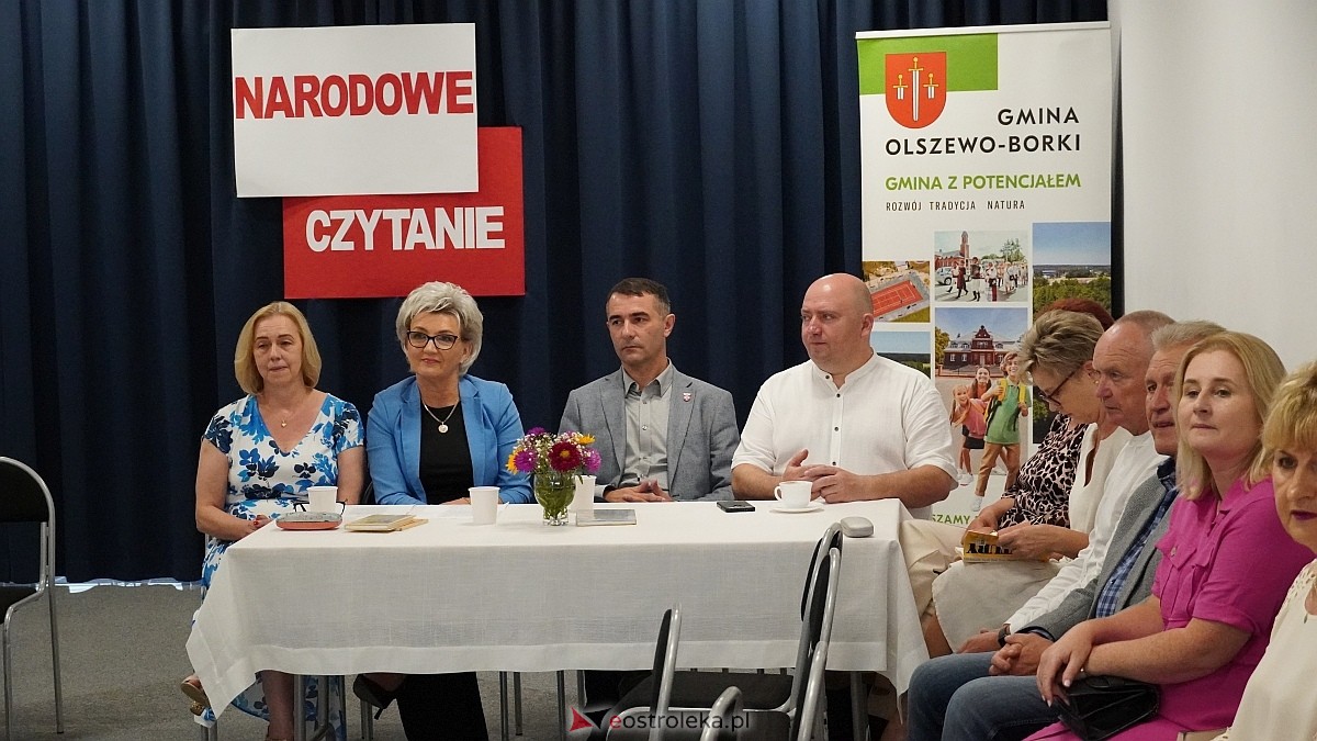 Narodowe Czytanie w Olszewie-Borkach [06.09.2025] - zdjęcie #32 - eOstroleka.pl