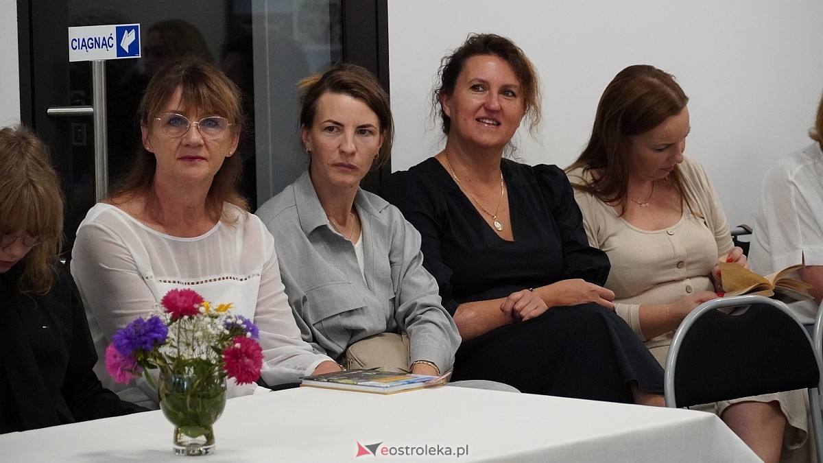 Narodowe Czytanie w Olszewie-Borkach [06.09.2025] - zdjęcie #26 - eOstroleka.pl