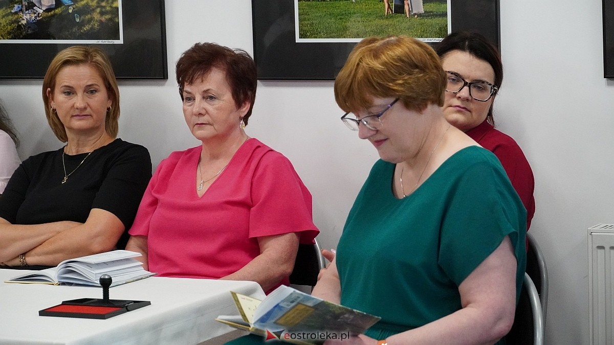 Narodowe Czytanie w Olszewie-Borkach [06.09.2025] - zdjęcie #11 - eOstroleka.pl