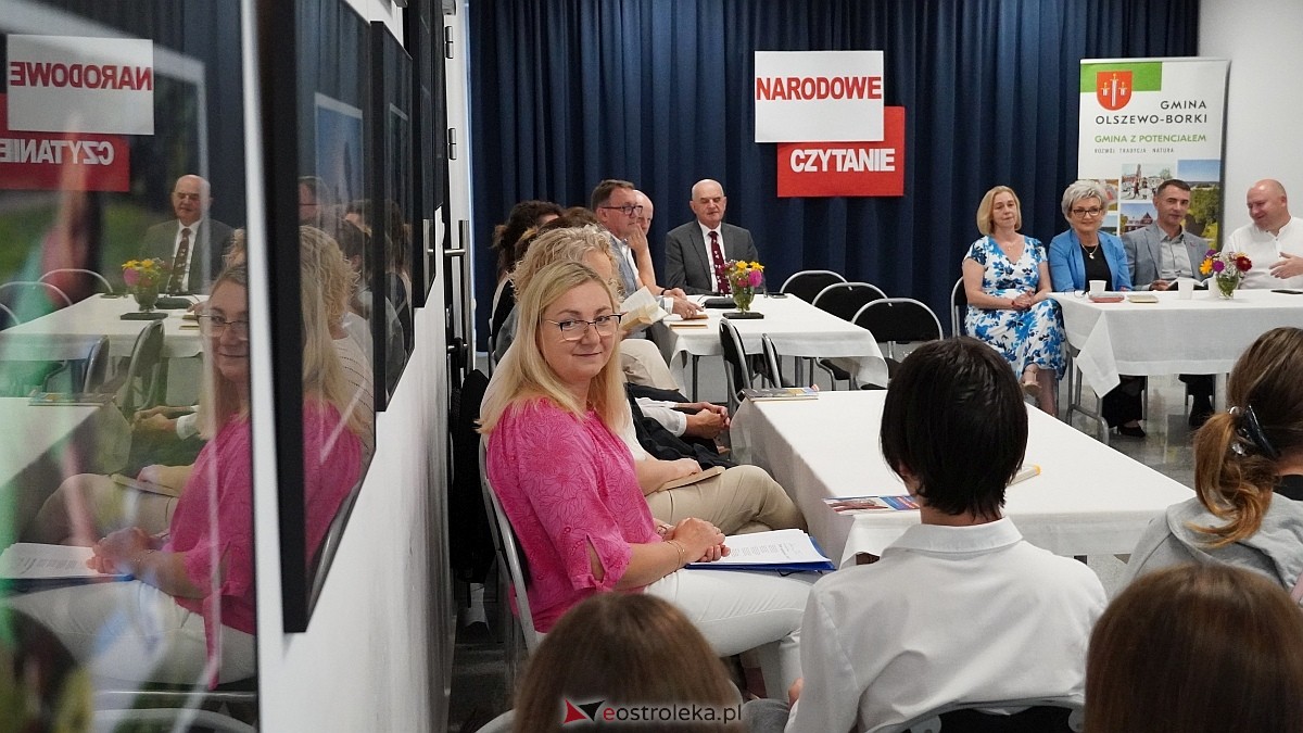 Narodowe Czytanie w Olszewie-Borkach [06.09.2025] - zdjęcie #8 - eOstroleka.pl