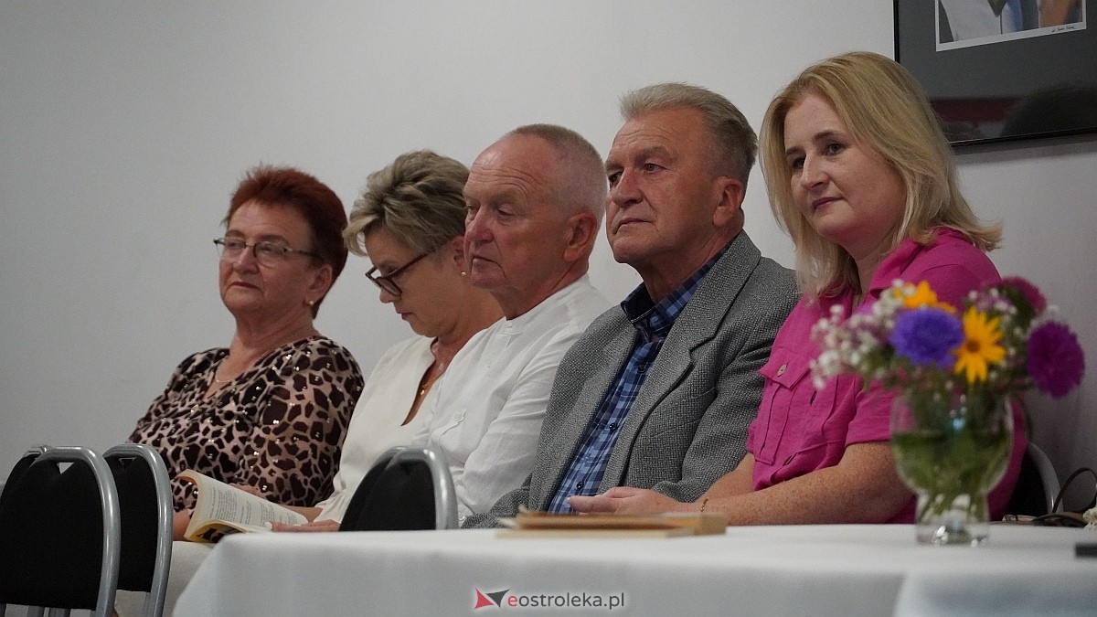 Narodowe Czytanie w Olszewie-Borkach [06.09.2025] - zdjęcie #6 - eOstroleka.pl