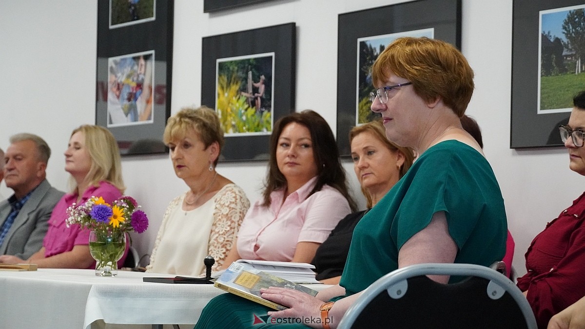 Narodowe Czytanie w Olszewie-Borkach [06.09.2025] - zdjęcie #4 - eOstroleka.pl