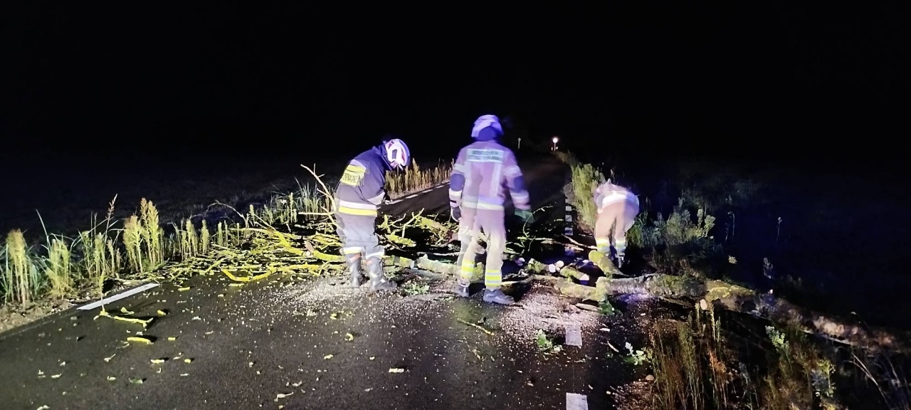 Skutki intensywnej burzy w północnej części powiatu ostrołęckiego [06.09.2025] - zdjęcie #5 - eOstroleka.pl