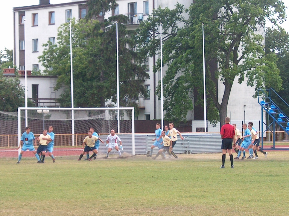 Korona Ostrołęka Puchar Polski 2005 - finał z Mazowszem Płock - zdjęcie #5 - eOstroleka.pl