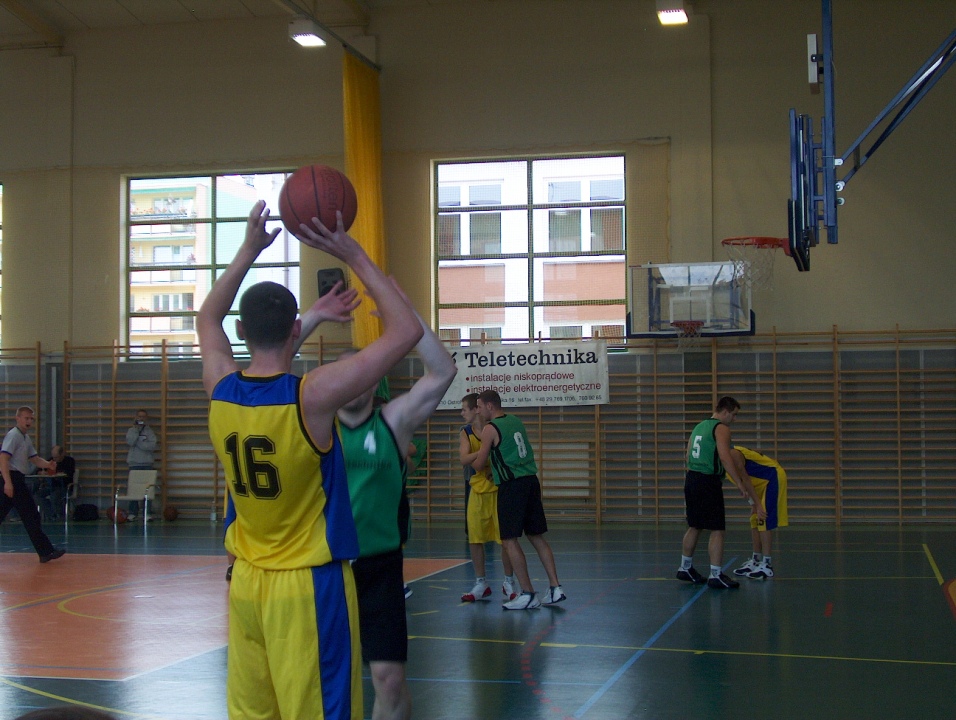 OTK Teletechnika Ostrołęka - ŻKK Żyrardów [22.10.2005] - zdjęcie #3 - eOstroleka.pl