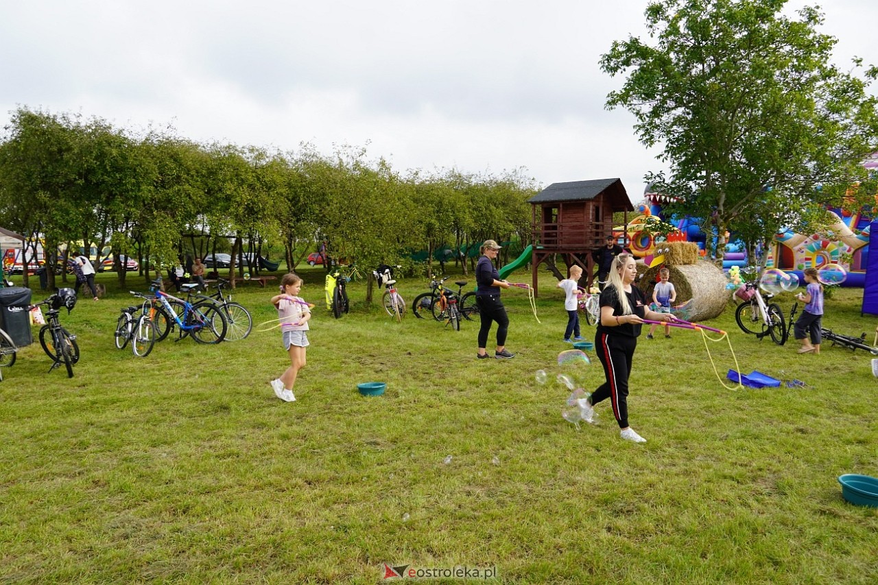 Piknik dla bezpieczeństwa „Kieruj życiem, nie ryzykiem” w Przytułach Starych [6.09.2025] - zdjęcie #4 - eOstroleka.pl