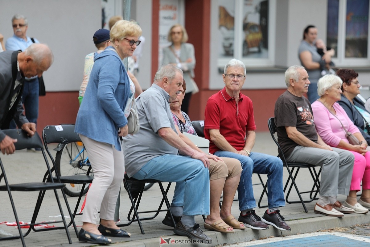 Potańcówka na pożegnanie lata na osiedlu Dzieci Polskich [06.09.2025] - zdjęcie #67 - eOstroleka.pl