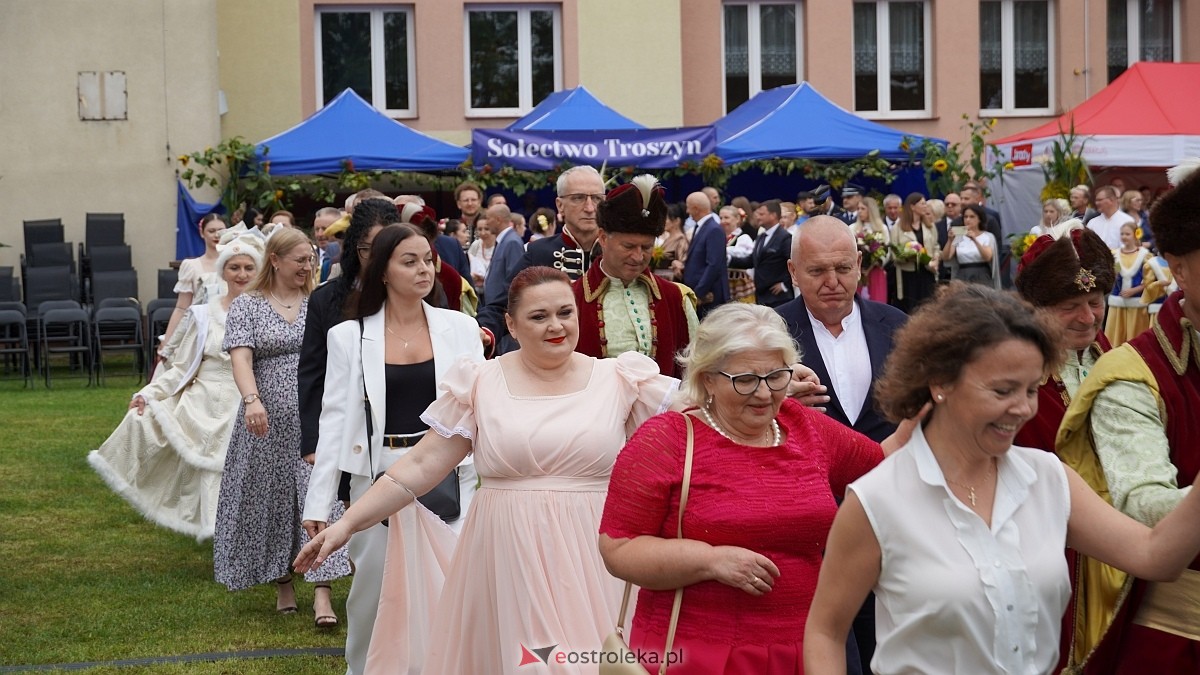 XIII Zajazd Szlachecki czyli święto plonów w Troszynie [7.09.2025] - zdjęcie #17 - eOstroleka.pl