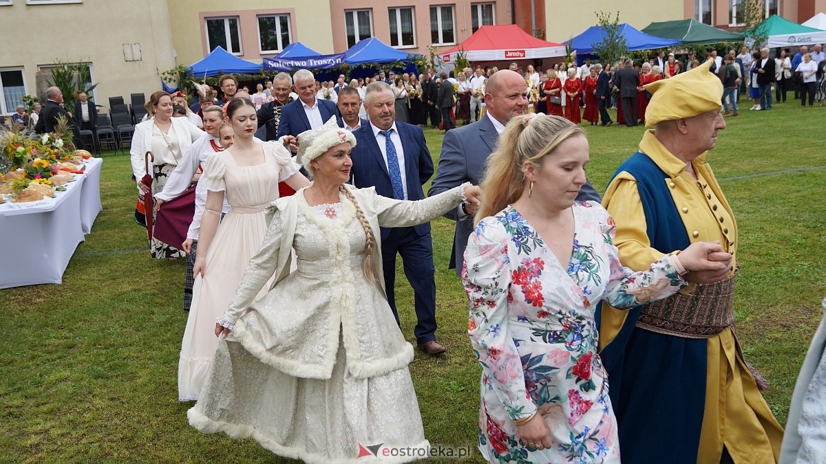 XIII Zajazd Szlachecki czyli święto plonów w Troszynie [7.09.2025] - zdjęcie #11 - eOstroleka.pl