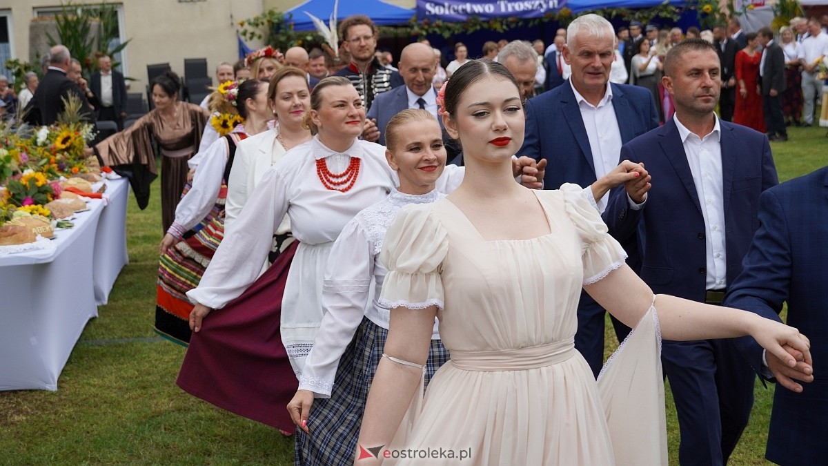XIII Zajazd Szlachecki czyli święto plonów w Troszynie [7.09.2025] - zdjęcie #10 - eOstroleka.pl