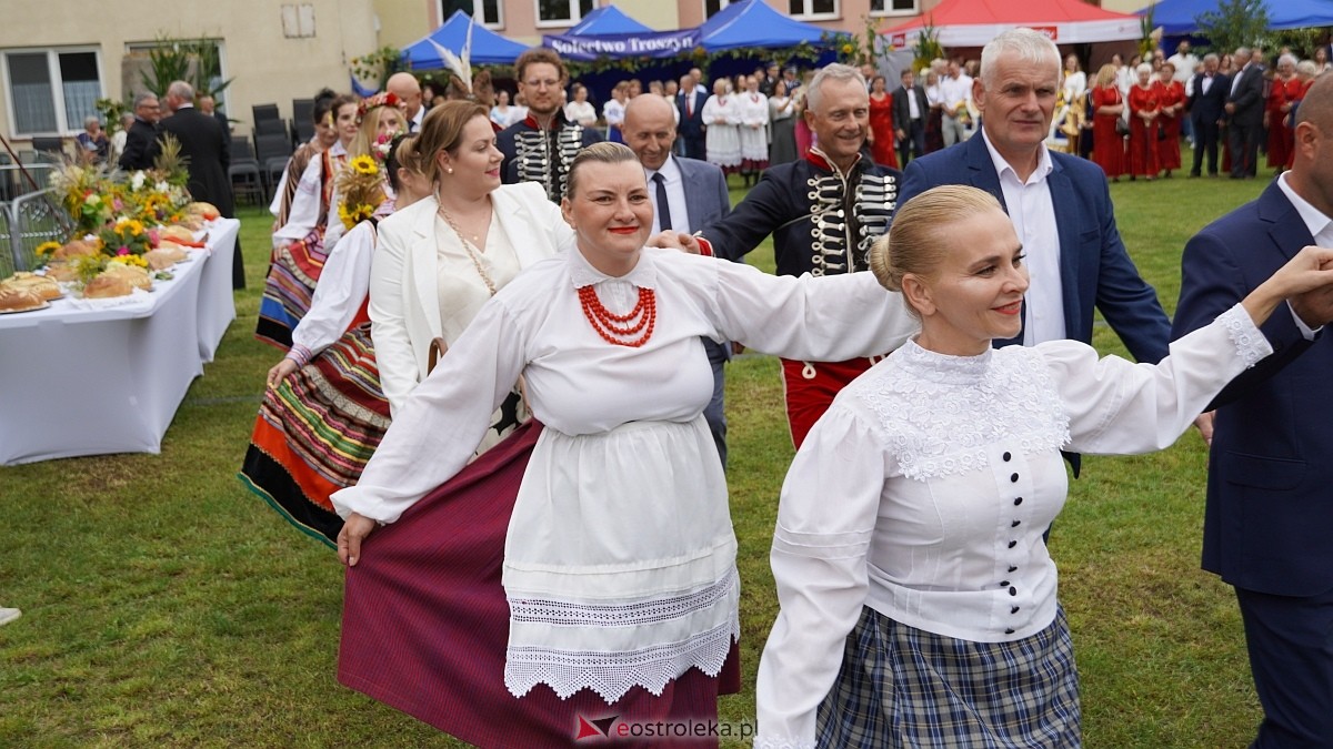 XIII Zajazd Szlachecki czyli święto plonów w Troszynie [7.09.2025] - zdjęcie #8 - eOstroleka.pl