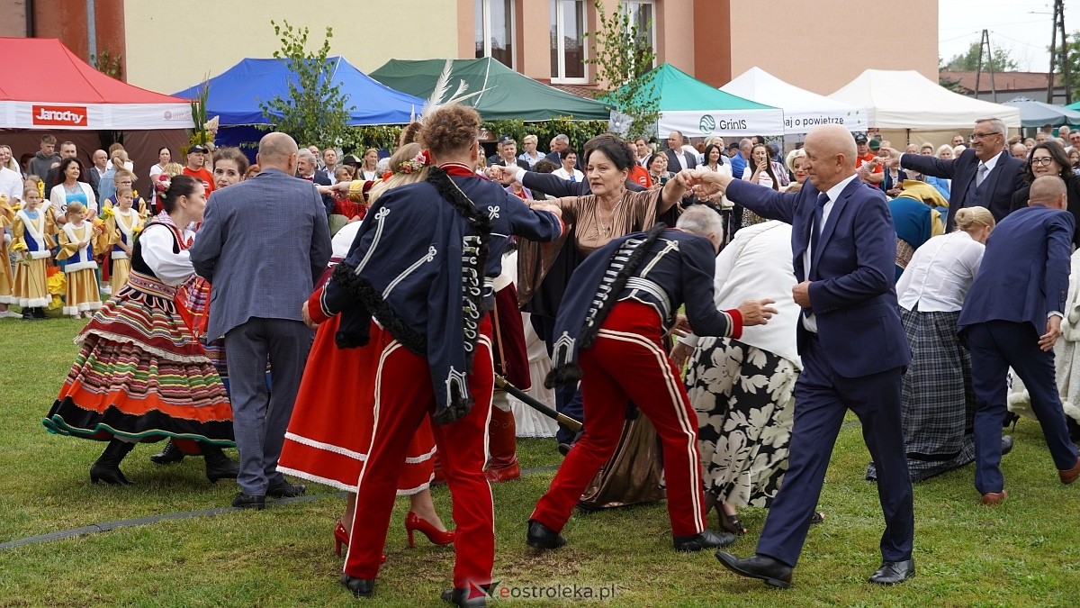 XIII Zajazd Szlachecki czyli święto plonów w Troszynie [7.09.2025] - zdjęcie #138 - eOstroleka.pl