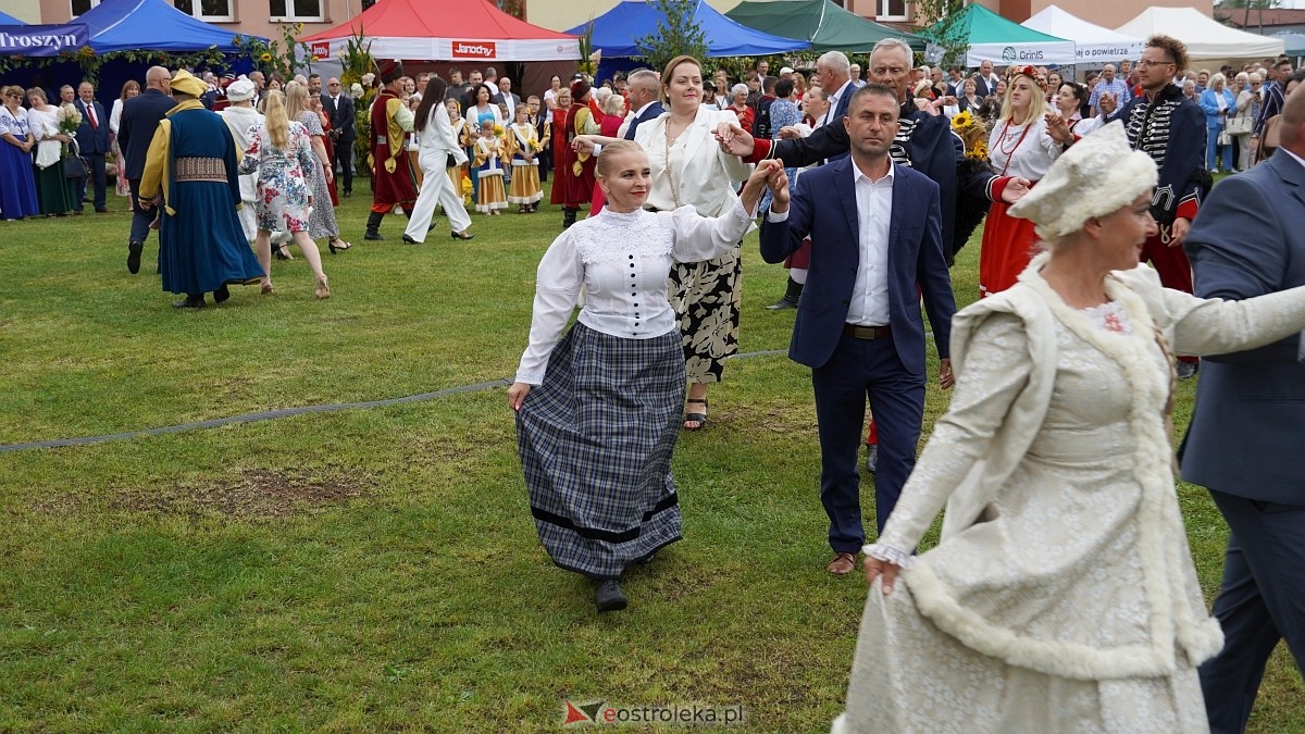 XIII Zajazd Szlachecki czyli święto plonów w Troszynie [7.09.2025] - zdjęcie #112 - eOstroleka.pl