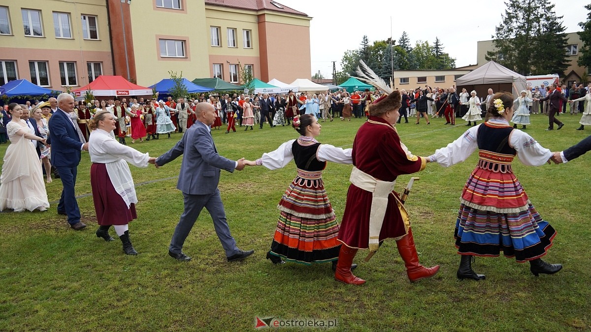 XIII Zajazd Szlachecki czyli święto plonów w Troszynie [7.09.2025] - zdjęcie #103 - eOstroleka.pl