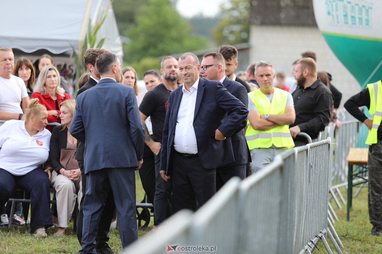 Koncert zespołu Mazowsze w Olszewie-Borkach [07.09.2025] - zdjęcie #84 - eOstroleka.pl