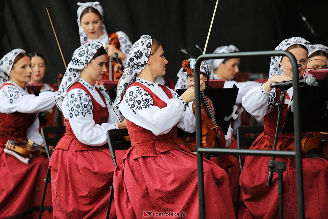 Koncert zespołu Mazowsze w Olszewie-Borkach [07.09.2025] - zdjęcie #79 - eOstroleka.pl