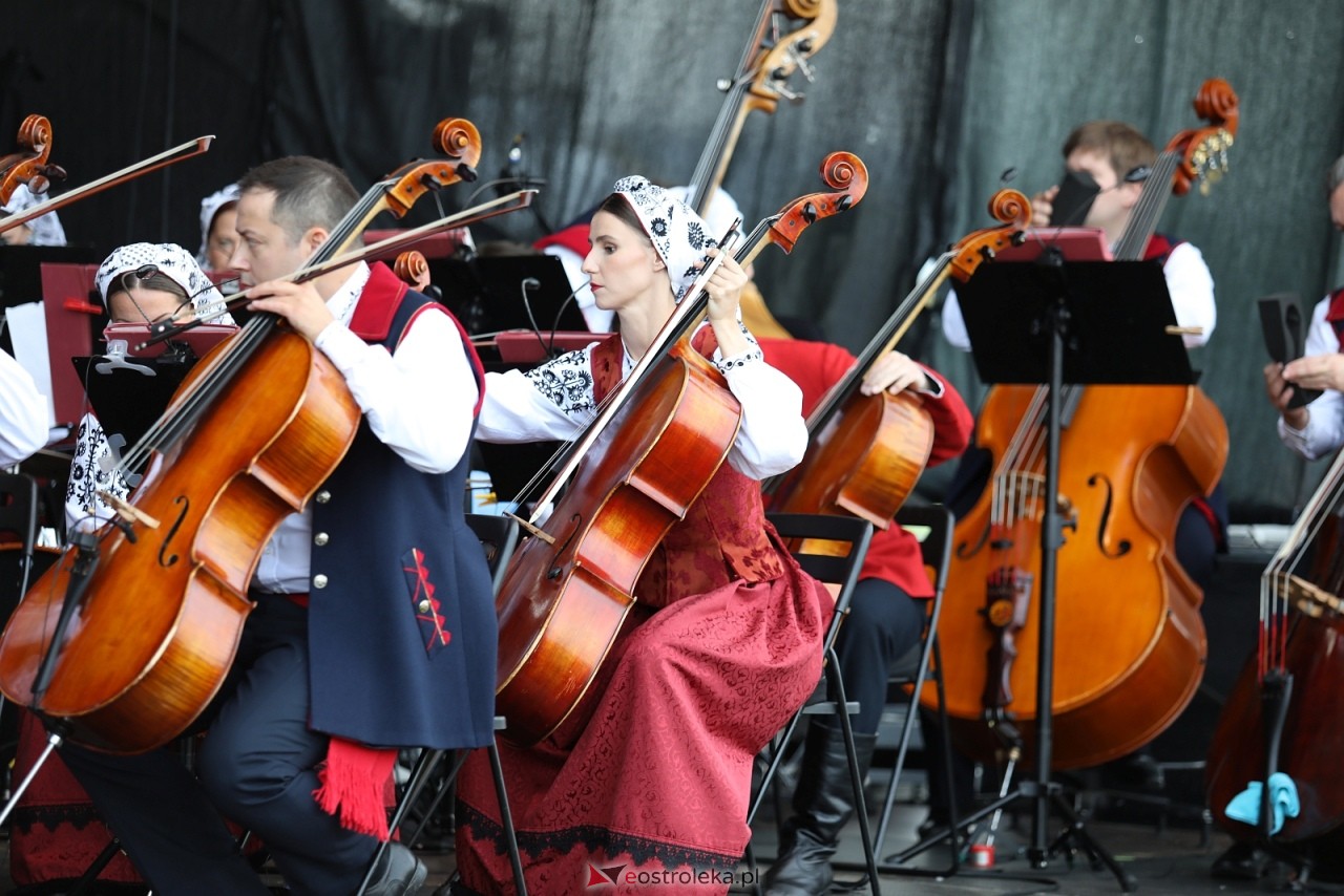 Koncert zespołu Mazowsze w Olszewie-Borkach [07.09.2025] - zdjęcie #77 - eOstroleka.pl