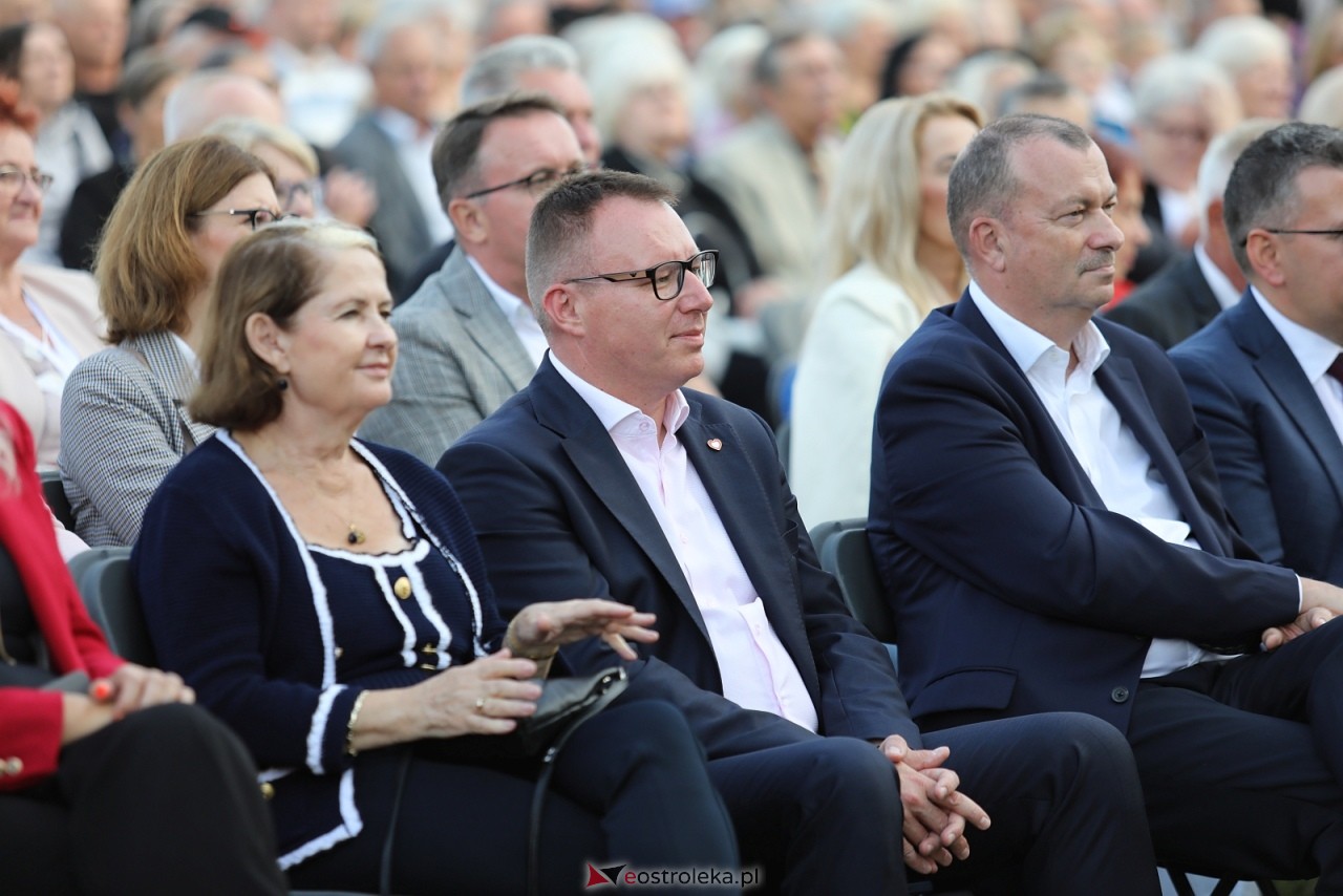 Koncert zespołu Mazowsze w Olszewie-Borkach [07.09.2025] - zdjęcie #60 - eOstroleka.pl