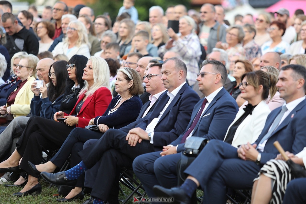 Koncert zespołu Mazowsze w Olszewie-Borkach [07.09.2025] - zdjęcie #49 - eOstroleka.pl