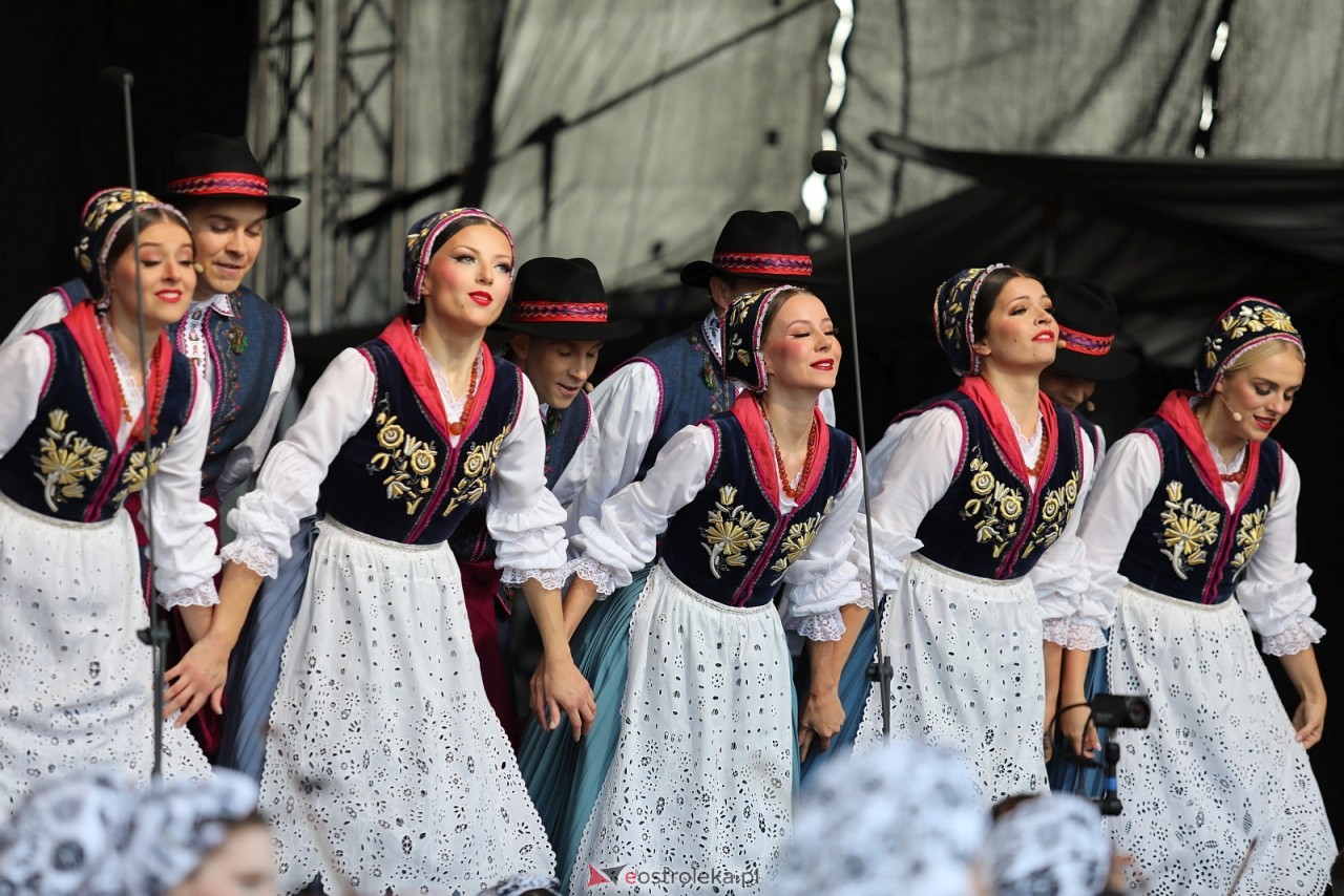 Koncert zespołu Mazowsze w Olszewie-Borkach [07.09.2025] - zdjęcie #41 - eOstroleka.pl