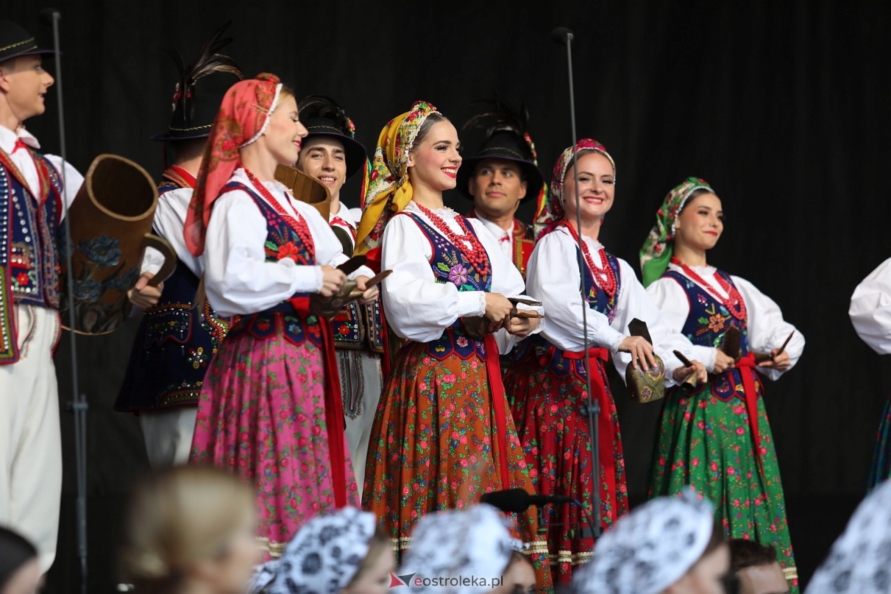 Koncert zespołu Mazowsze w Olszewie-Borkach [07.09.2025] - zdjęcie #37 - eOstroleka.pl