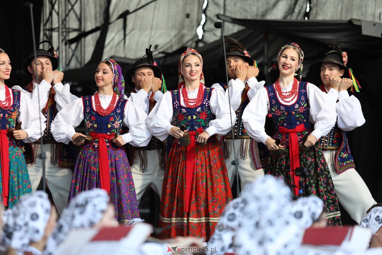 Koncert zespołu Mazowsze w Olszewie-Borkach [07.09.2025] - zdjęcie #35 - eOstroleka.pl