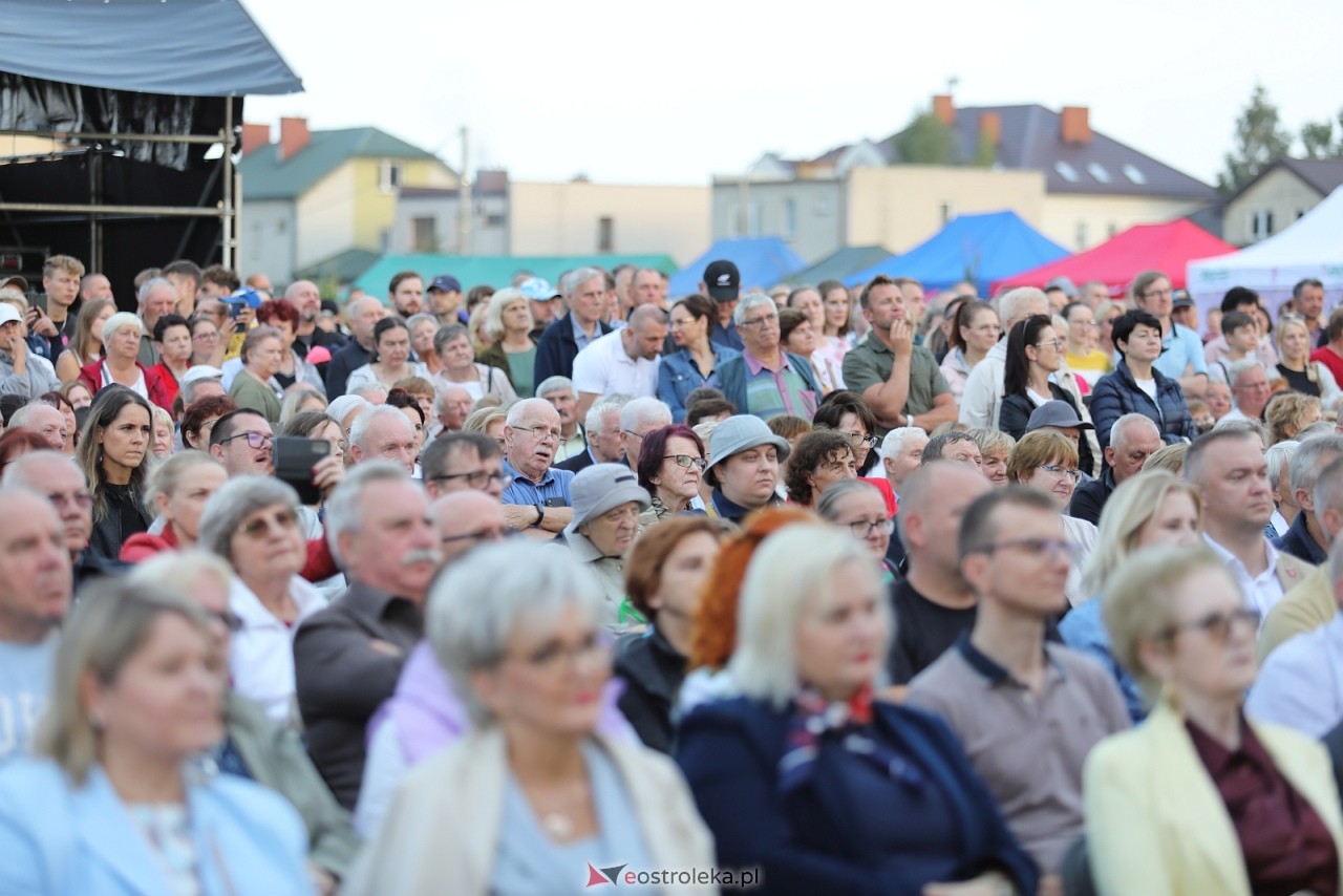 Koncert zespołu Mazowsze w Olszewie-Borkach [07.09.2025] - zdjęcie #16 - eOstroleka.pl