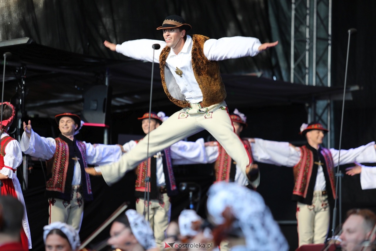 Koncert zespołu Mazowsze w Olszewie-Borkach [07.09.2025] - zdjęcie #12 - eOstroleka.pl