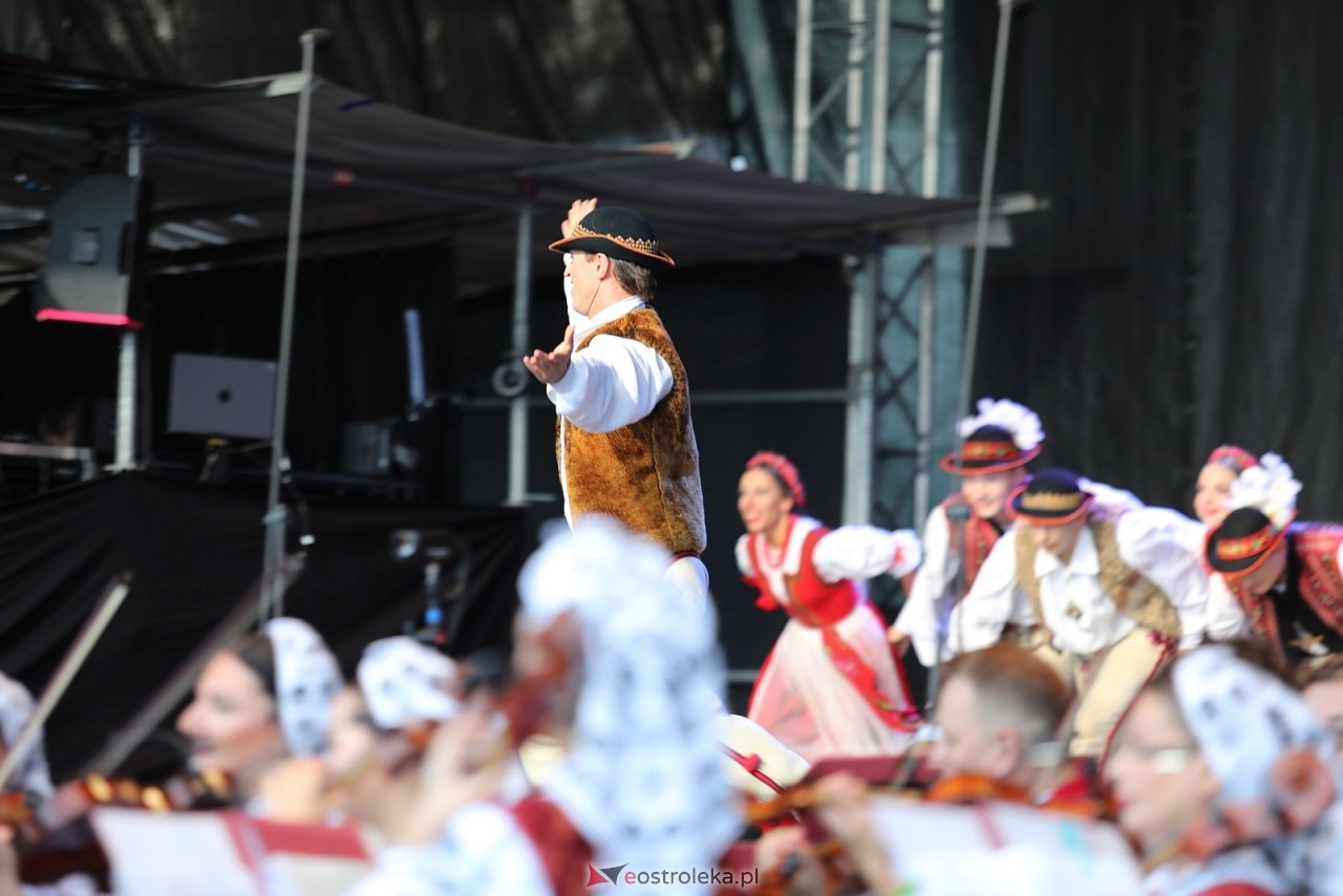 Koncert zespołu Mazowsze w Olszewie-Borkach [07.09.2025] - zdjęcie #10 - eOstroleka.pl