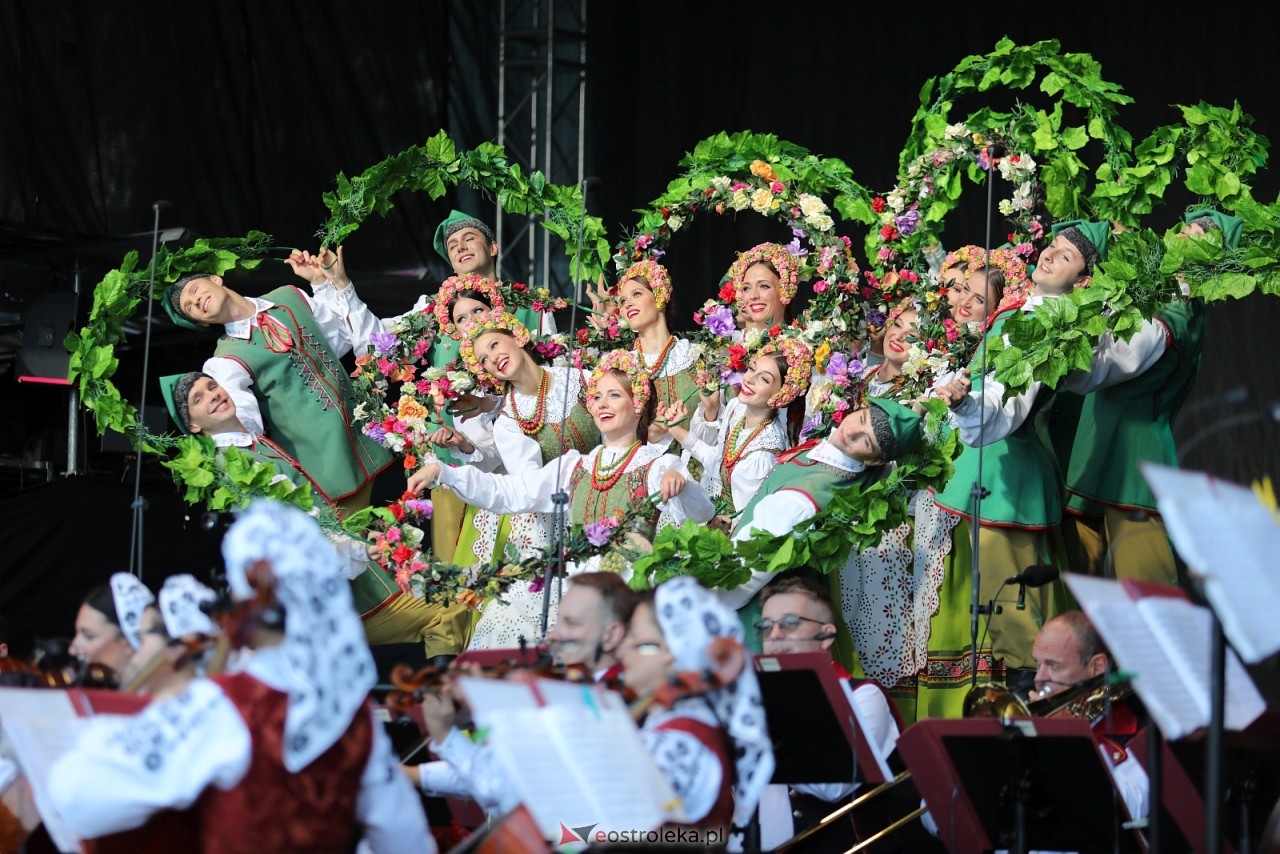 Koncert zespołu Mazowsze w Olszewie-Borkach [07.09.2025] - zdjęcie #4 - eOstroleka.pl