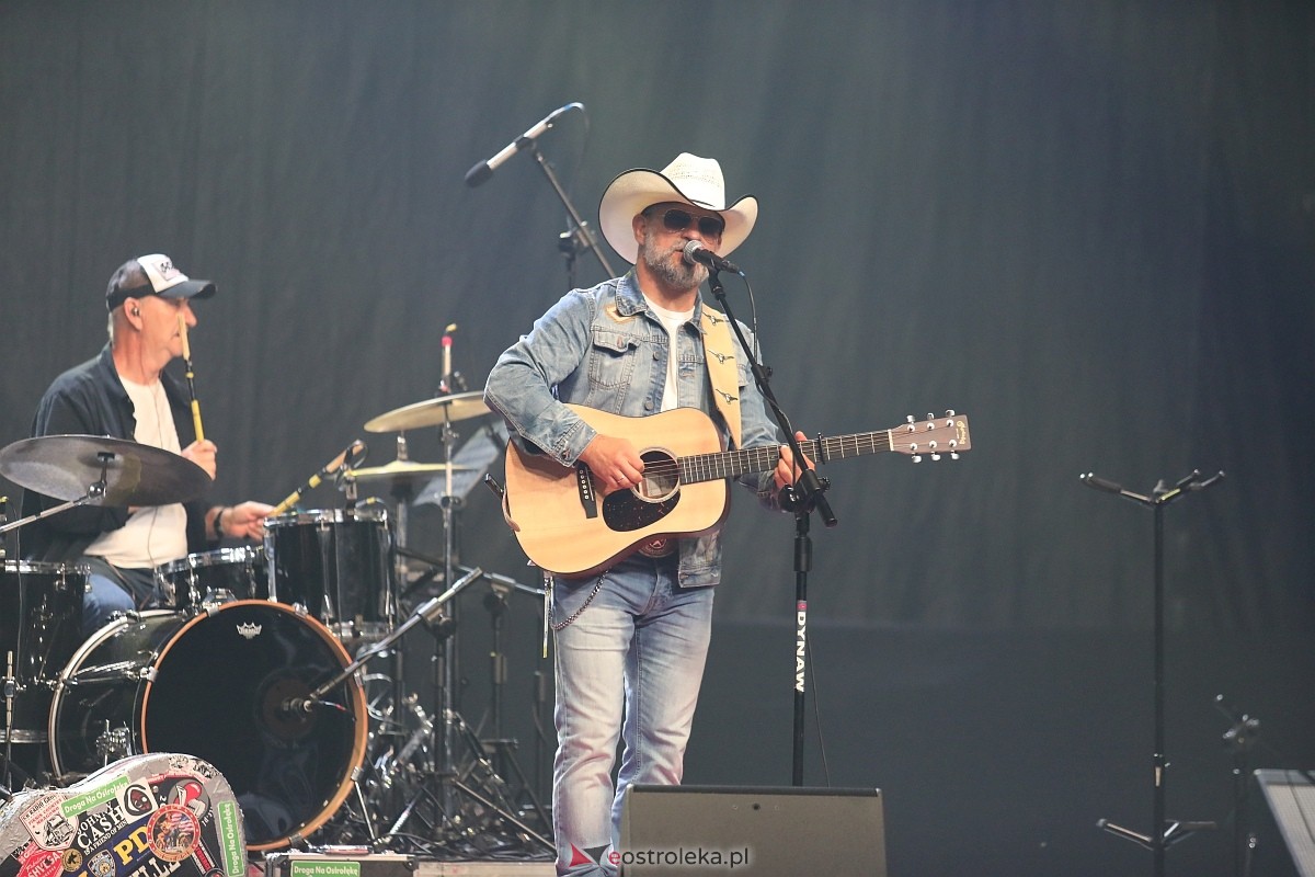 Koncertowa część dożynek w Olszewie-Borkach [07.09.2025] - zdjęcie #86 - eOstroleka.pl