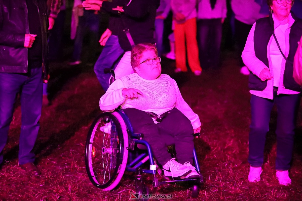 Koncertowa część dożynek w Olszewie-Borkach [07.09.2025] - zdjęcie #76 - eOstroleka.pl