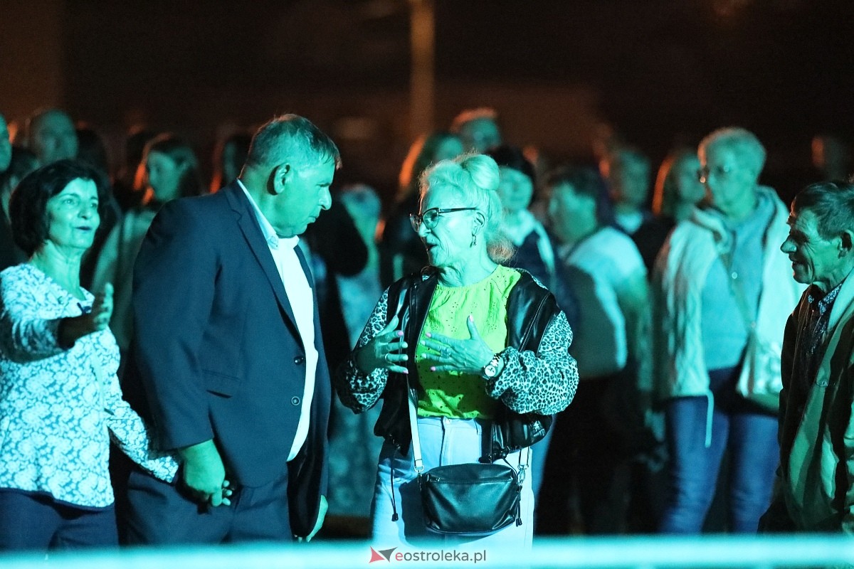 Koncertowa część dożynek w Olszewie-Borkach [07.09.2025] - zdjęcie #63 - eOstroleka.pl