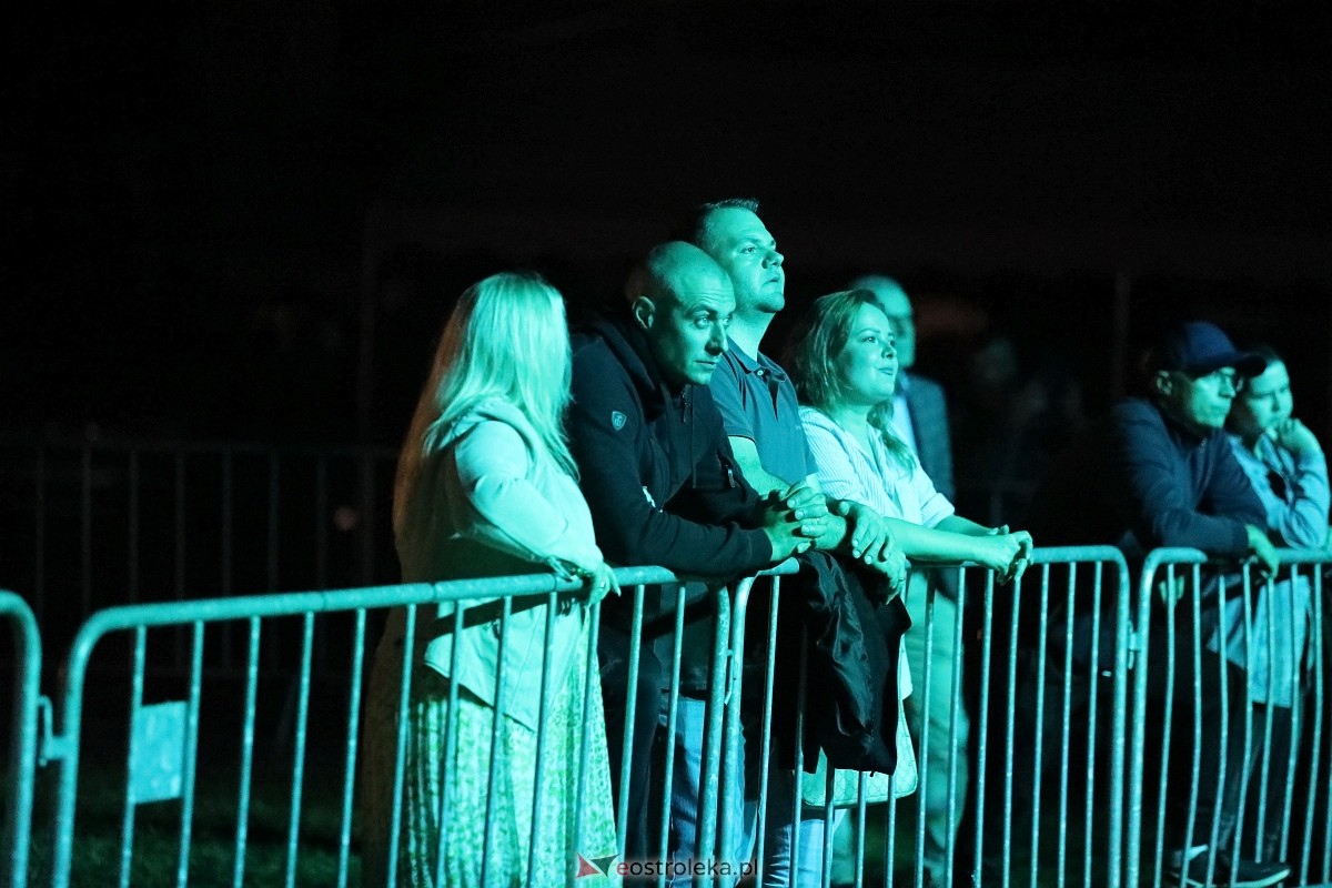Koncertowa część dożynek w Olszewie-Borkach [07.09.2025] - zdjęcie #60 - eOstroleka.pl