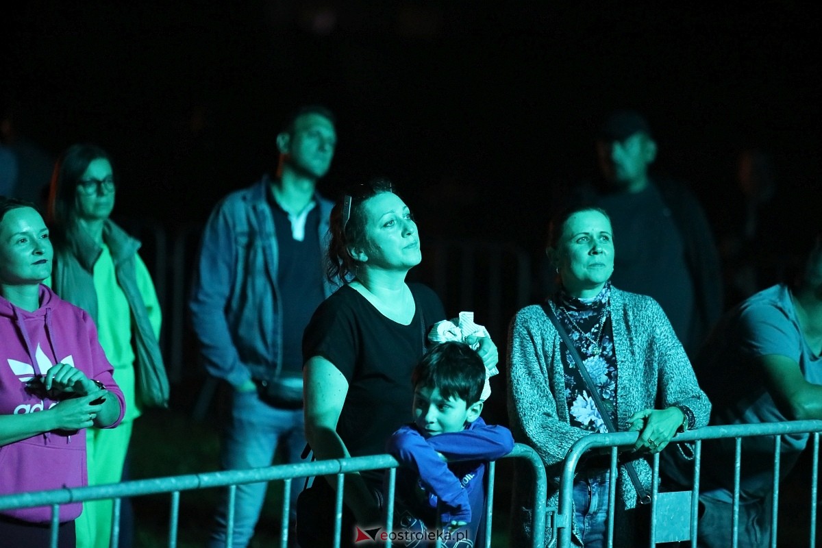 Koncertowa część dożynek w Olszewie-Borkach [07.09.2025] - zdjęcie #1 - eOstroleka.pl