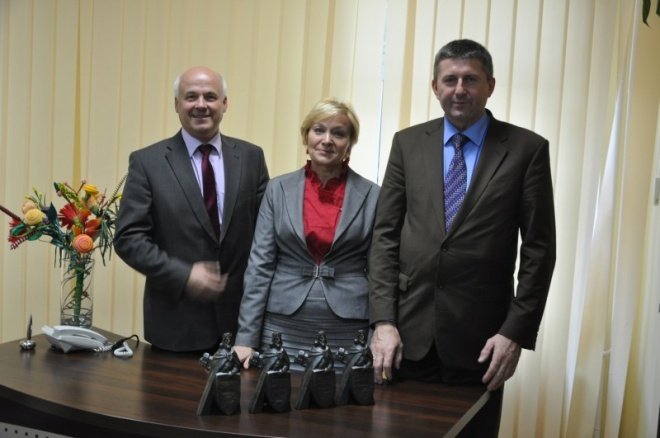 Pierwsze miejsce powiatu ostrołęckiego w rankingu Wspólnoty: Konferencja prasowa (18.X.2011) - zdjęcie #5 - eOstroleka.pl