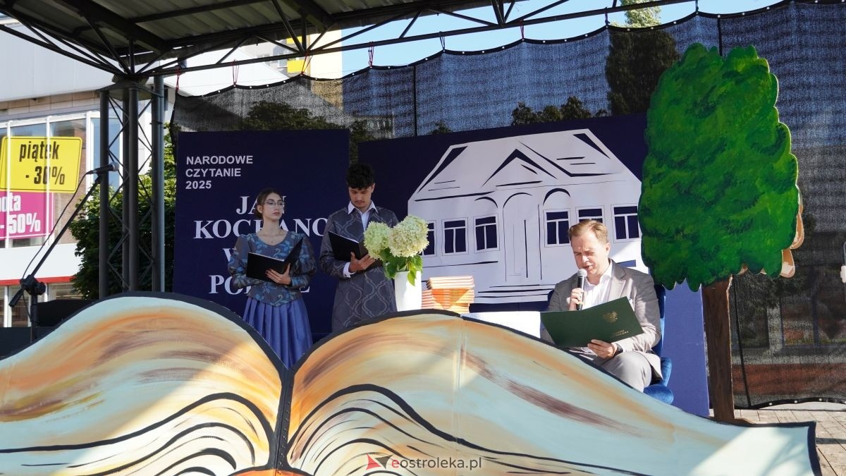 Narodowe czytanie w Ostrołęce [08.09.2025] - zdjęcie #19 - eOstroleka.pl