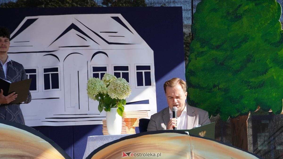 Narodowe czytanie w Ostrołęce [08.09.2025] - zdjęcie #17 - eOstroleka.pl