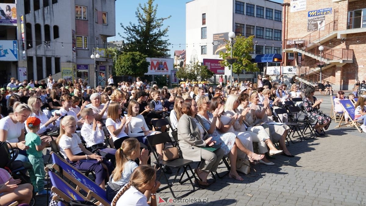 Narodowe czytanie w Ostrołęce [08.09.2025] - zdjęcie #14 - eOstroleka.pl