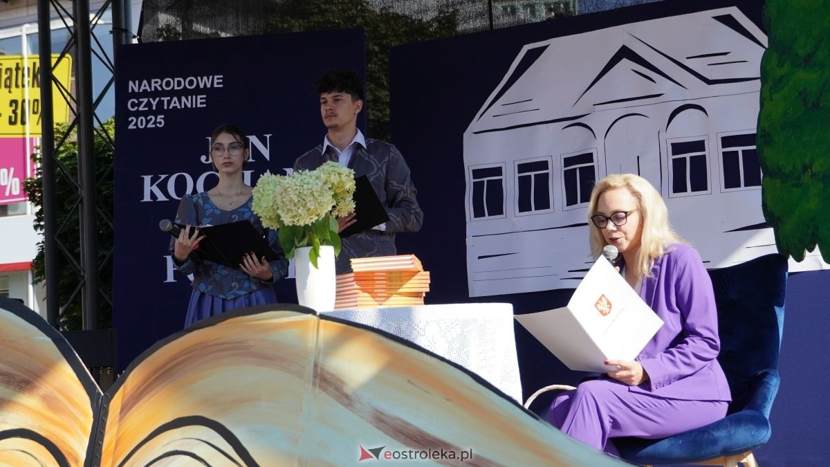 Narodowe czytanie w Ostrołęce [08.09.2025] - zdjęcie #12 - eOstroleka.pl