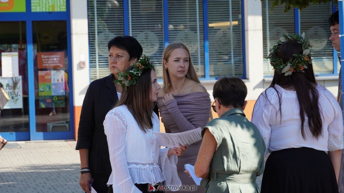 Narodowe czytanie w Ostrołęce [08.09.2025] - zdjęcie #5 - eOstroleka.pl