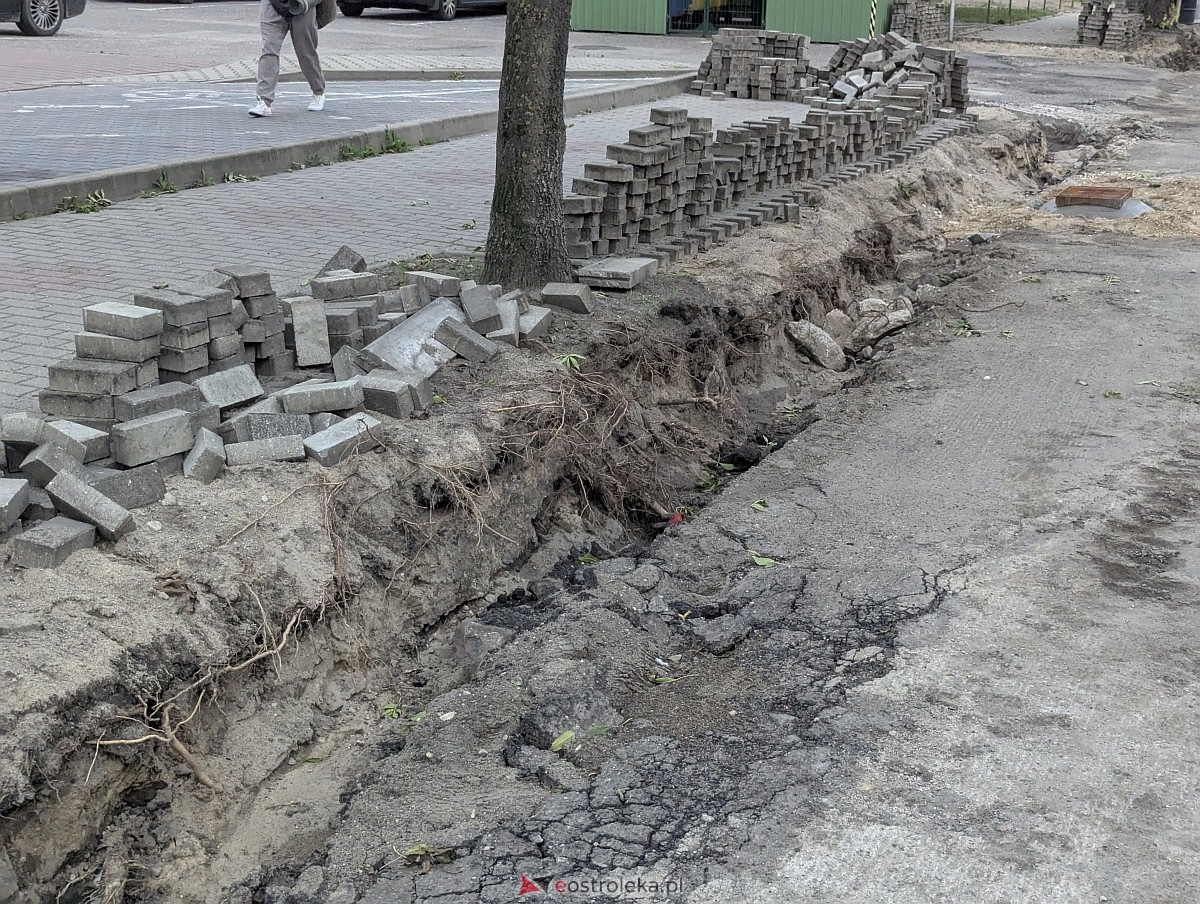 Remont nawierzchni ulicy Goworowskiej [08.09.2025] - zdjęcie #3 - eOstroleka.pl