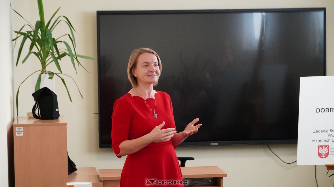 Spotkanie z lekarzem medycyny estetycznej w bibliotece pedagogicznej [09.09.2025] - zdjęcie #18 - eOstroleka.pl