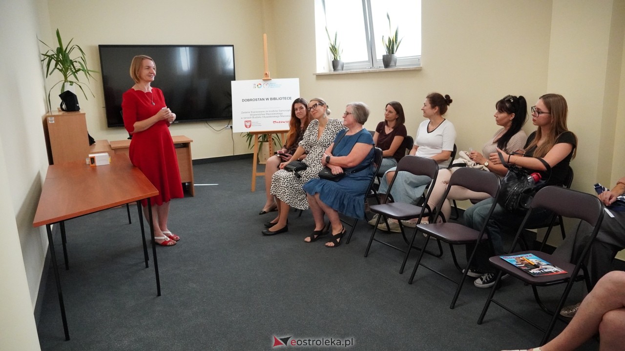 Spotkanie z lekarzem medycyny estetycznej w bibliotece pedagogicznej [09.09.2025] - zdjęcie #16 - eOstroleka.pl