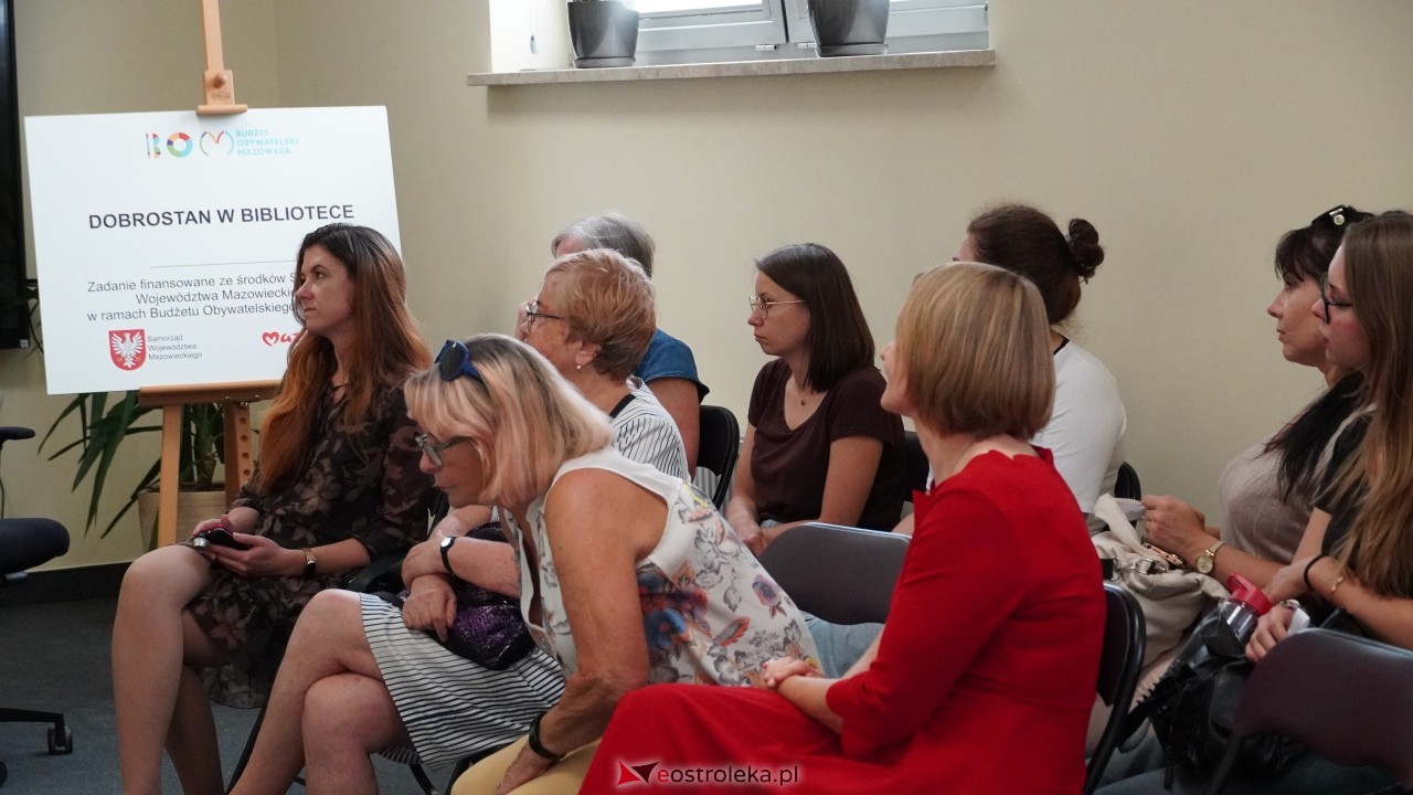Spotkanie z lekarzem medycyny estetycznej w bibliotece pedagogicznej [09.09.2025] - zdjęcie #11 - eOstroleka.pl